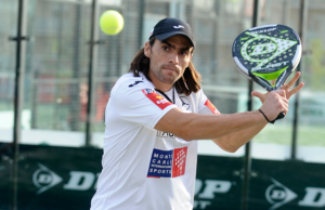 Juani Mieres, con la Dunlop Blast