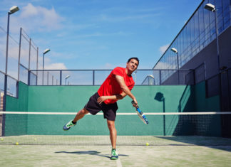 Jugar al padel en verano