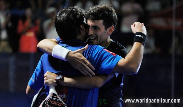 Stupa y Cristian se abrazan tras ganar el Mijas Open WPT